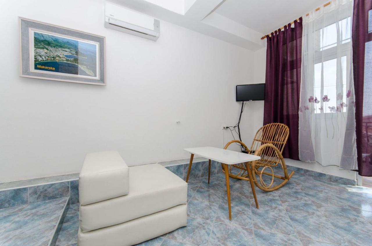 מאקרסקה Apartment And Rooms Ivan מראה חיצוני תמונה