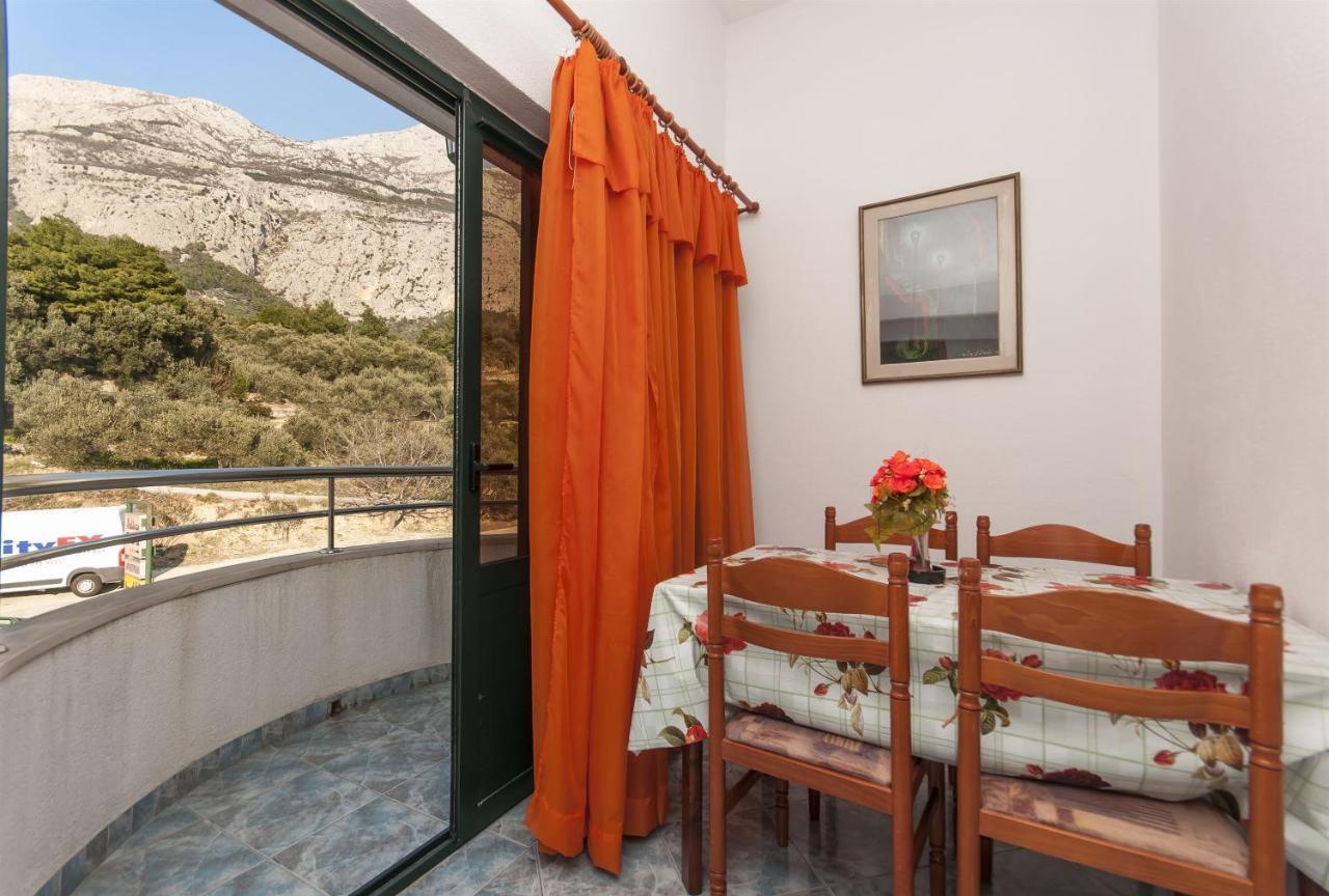 מאקרסקה Apartment And Rooms Ivan מראה חיצוני תמונה
